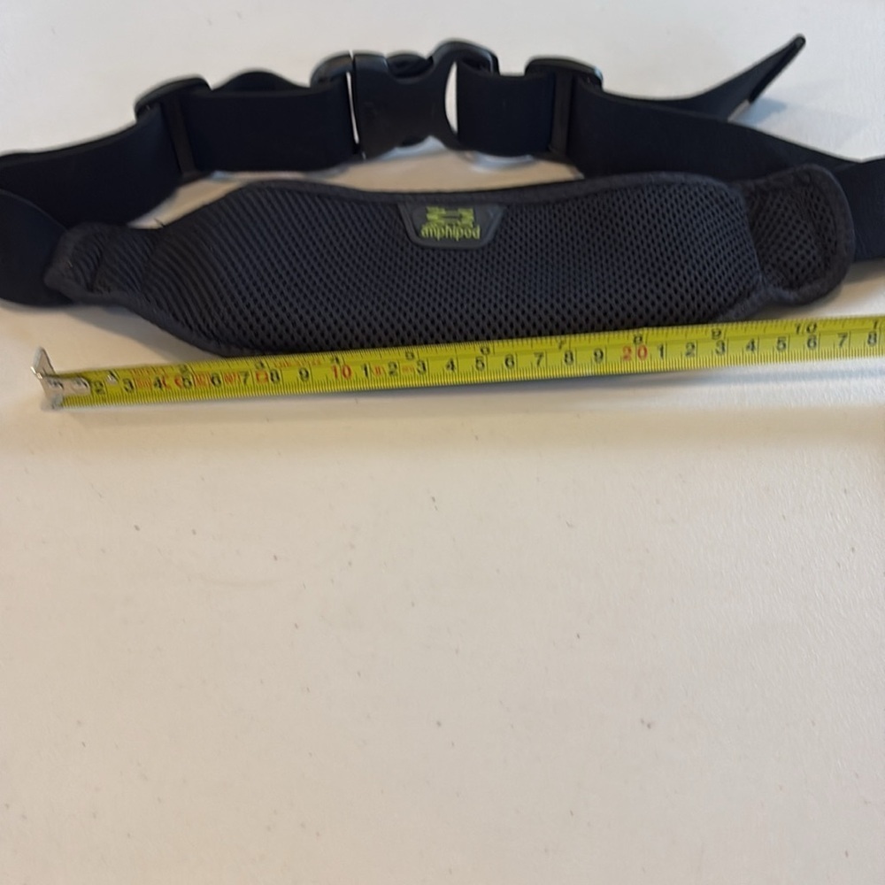 Amphipod Black Running Belt. Unisex - Picture 10 of 12